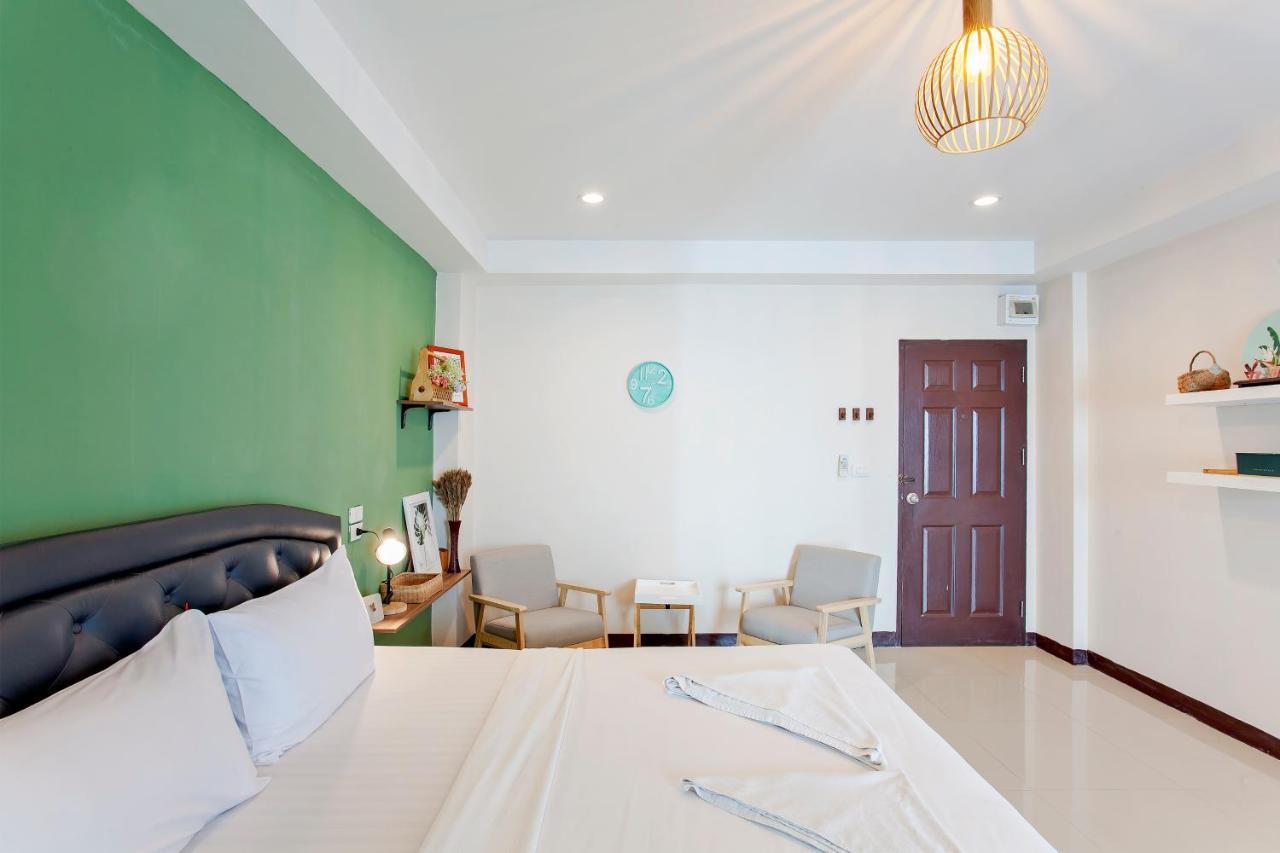 Cozzi By Grand Airport Resort Bangkok Esterno foto