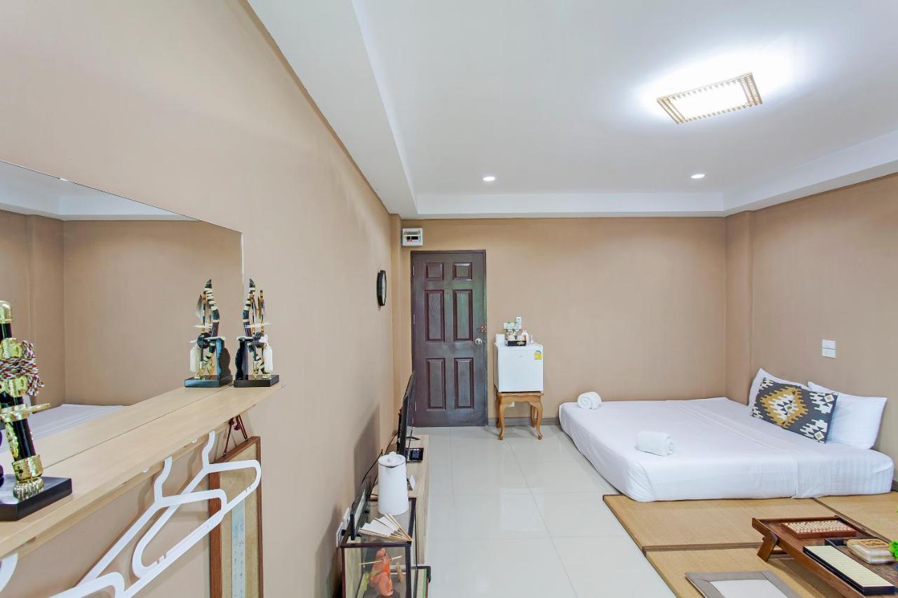 Cozzi By Grand Airport Resort Bangkok Esterno foto