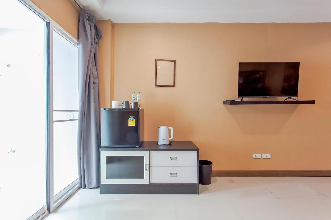 Cozzi By Grand Airport Resort Bangkok Esterno foto